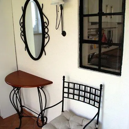 Haf Ega - Starke Apartment